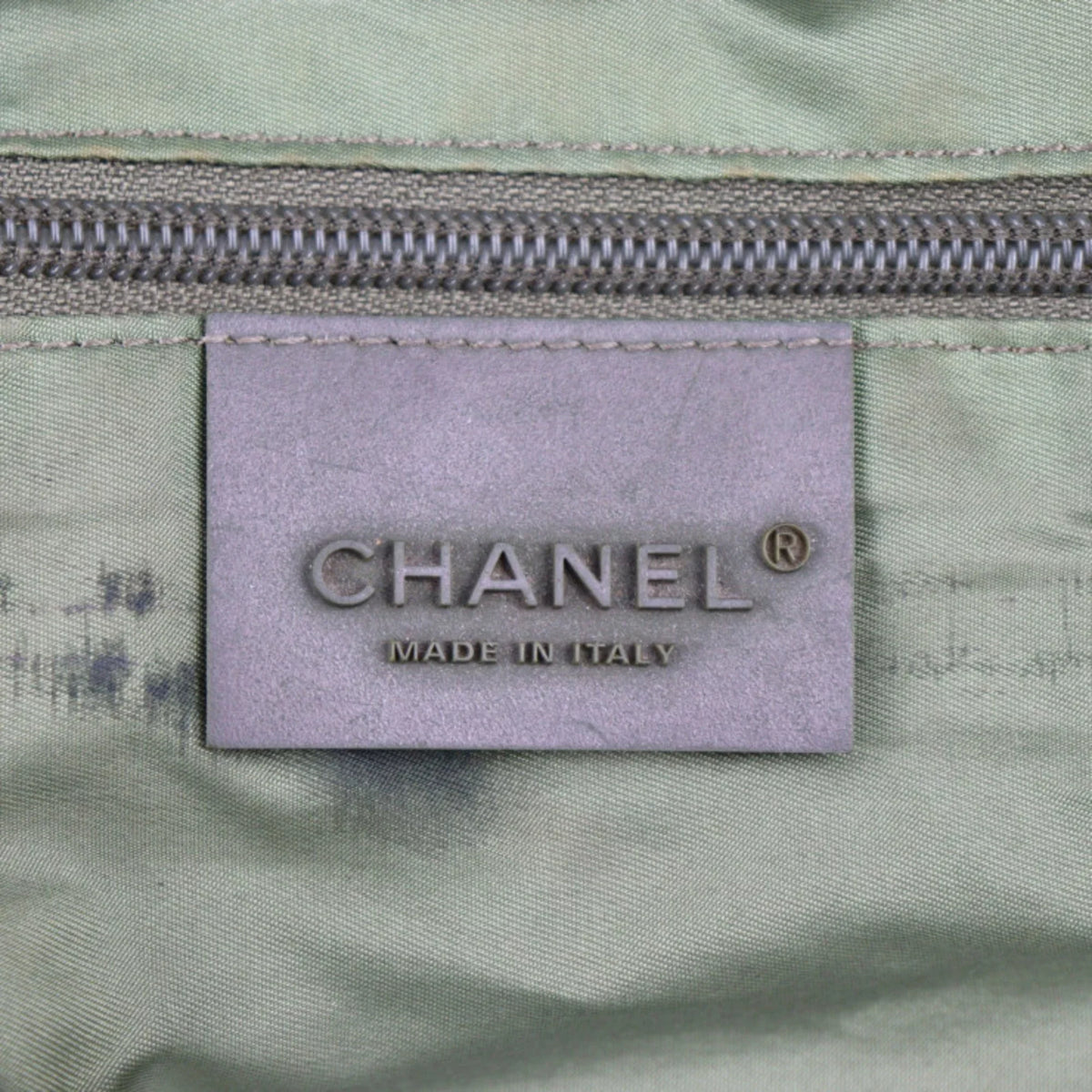 Pre-Owned CHANEL Chanel Sport Line Boston Bag Nylon Canvas Midnight Khaki Green Shoulder Travel Cocomark 10 Series Round Cylindrical (Fair)