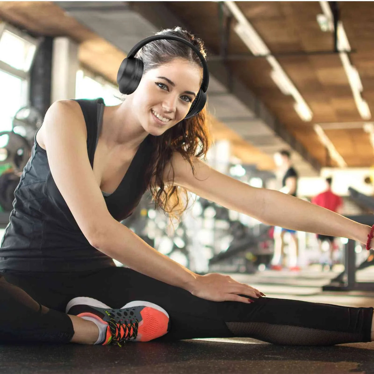 UrbanX UX991 Wireless Bluetooth Stereo Earphones High Resolution Audio Deep Bass Superior Comfort Over The Ear Headphones with Mic for HTC Desire 12 phone Call Support