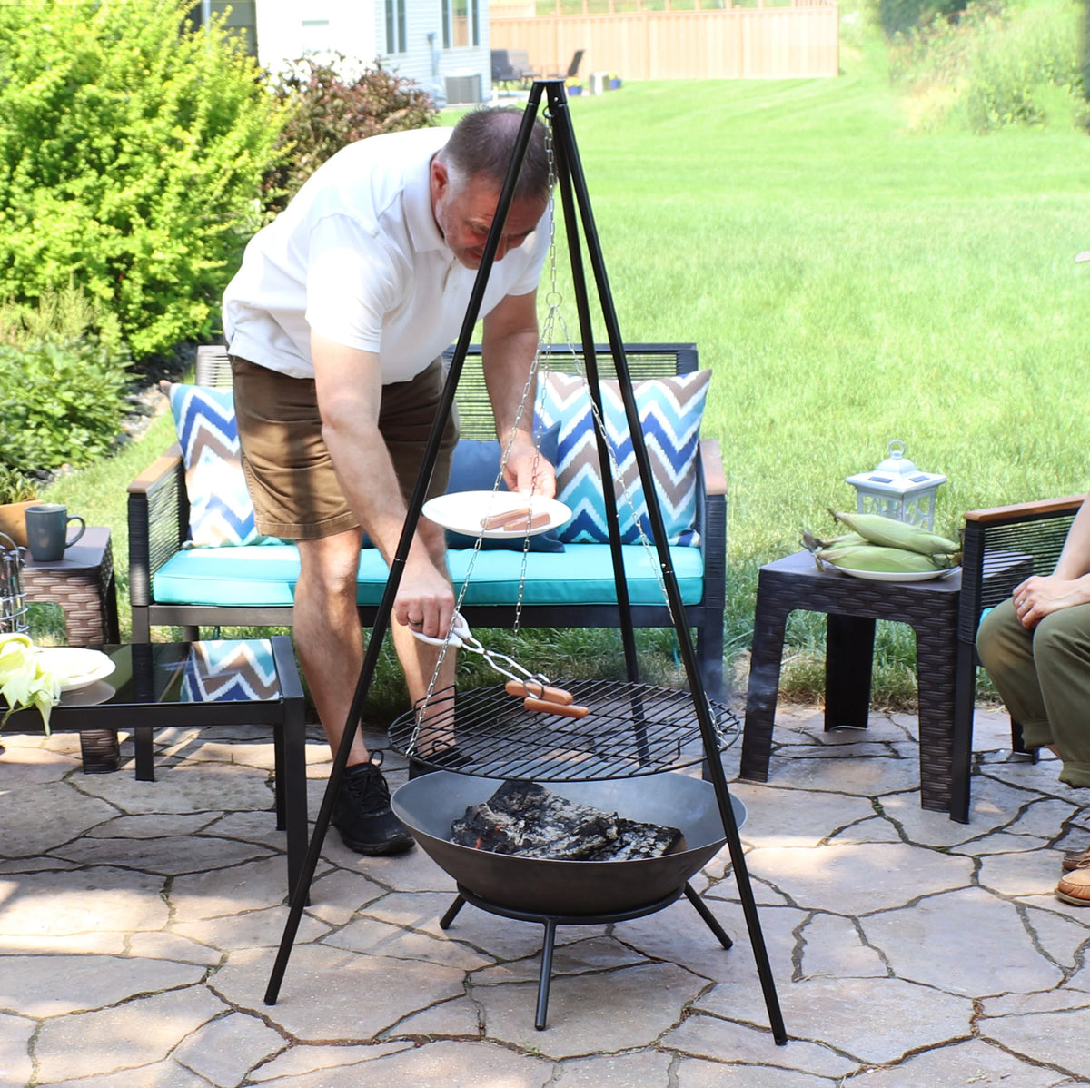 Sunnydaze Tripod Grilling Set with Cooking Grate - 22" Size
